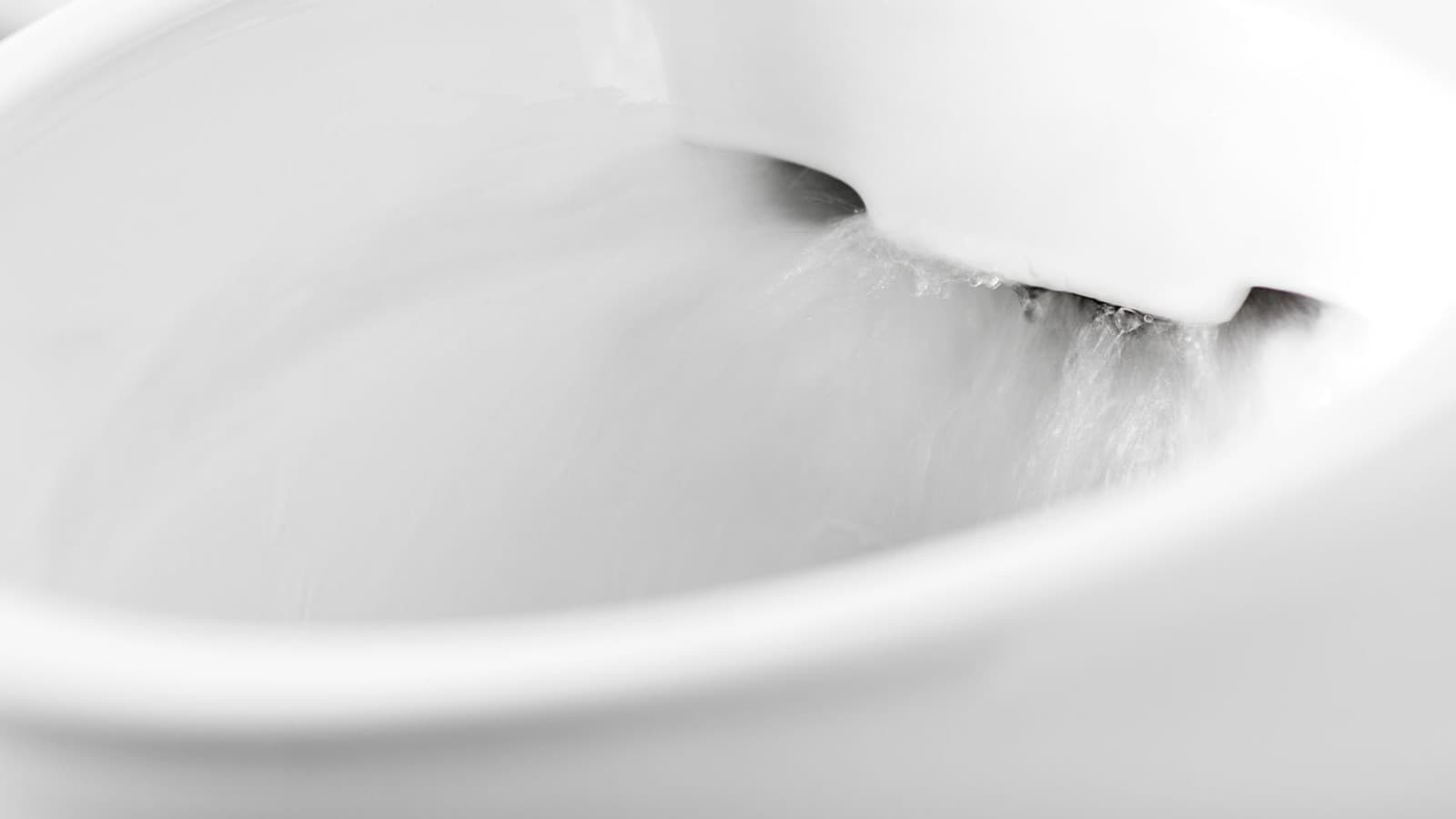 Mažai vandens išleidžiantis WC puodas Mažai vandens išleidžiantis WC puodas