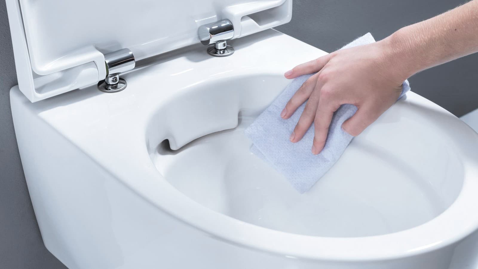 „Ifö Spira“ WC puodoas su „Rimfree©“ technologija „Ifö Spira“ WC puodoas su „Rimfree©“ technologija